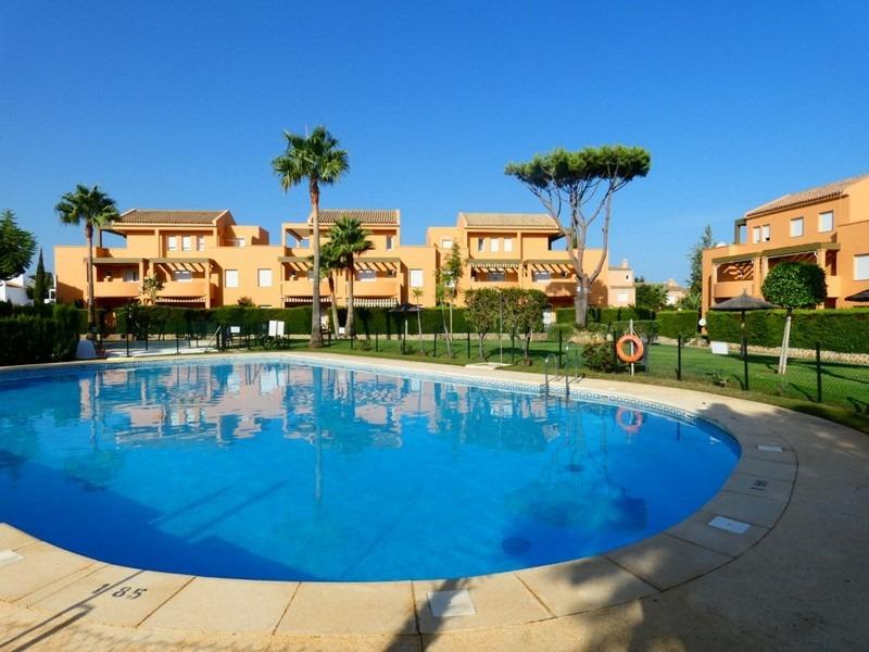 Maravilloso apartamento en planta baja ( Novo Sancti-Petri )