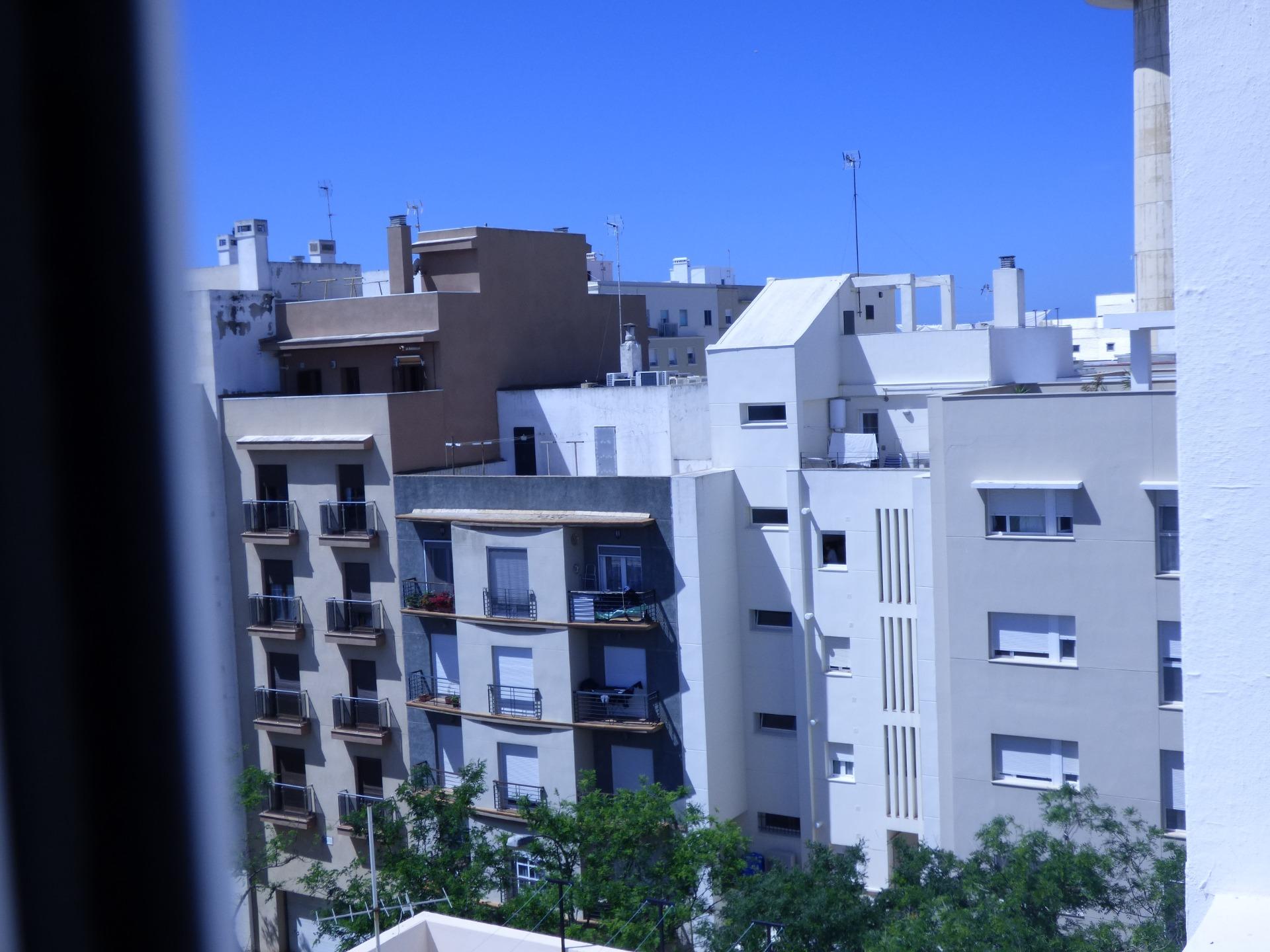 Piso muy luminoso en Bahía Blanca con ascensor