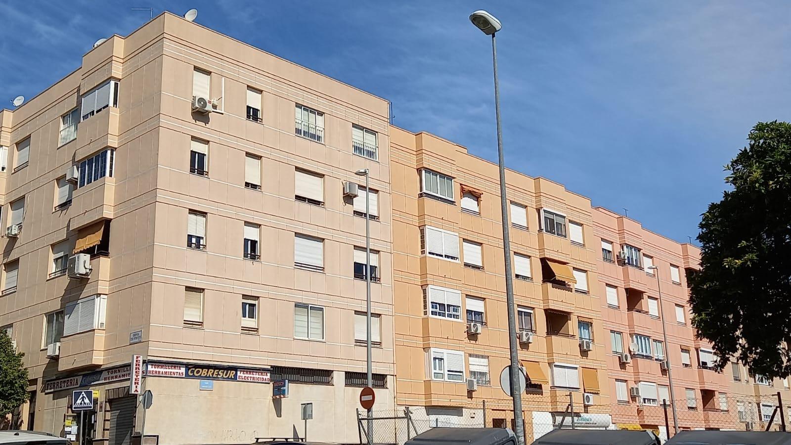 MARAVILLOSO PISO FRENTE A LA ESTACION DE RENFE