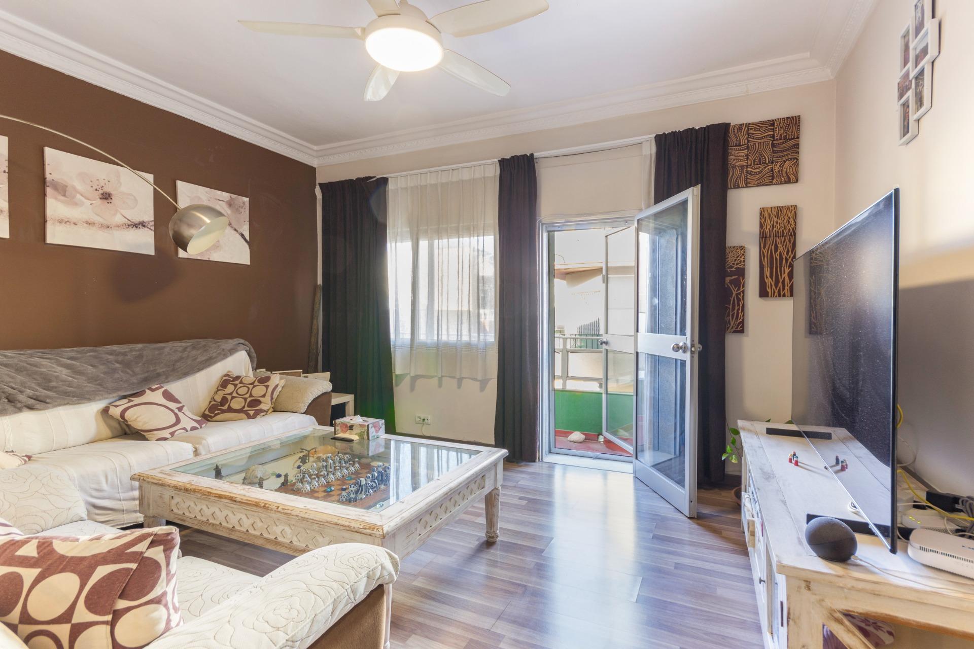 ✨ Finca independiente en excelente ubicación, junto a Plaza de Toros ✨