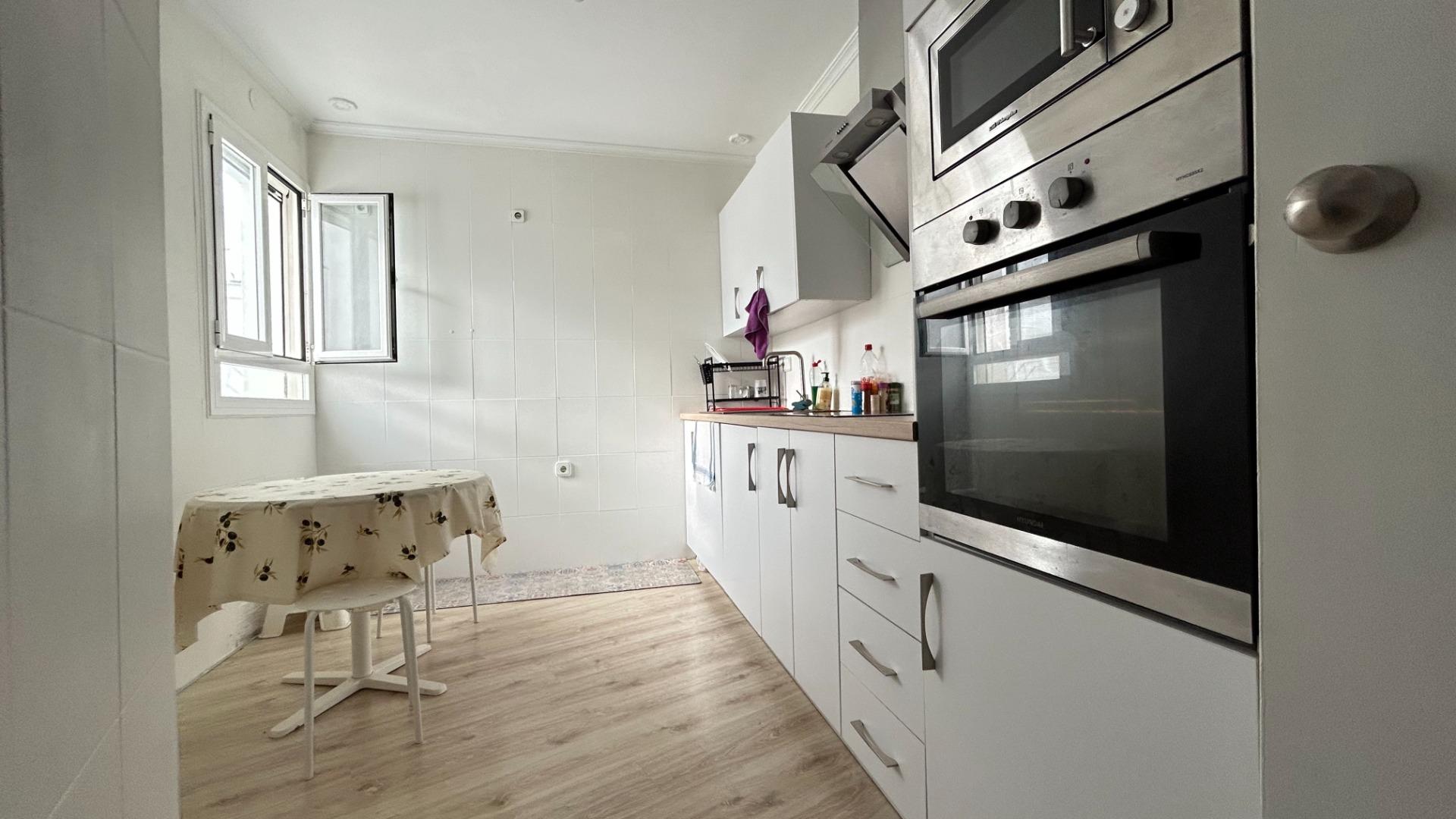 Gran Oportunidad de vivir cerca del parque Genoves!!!