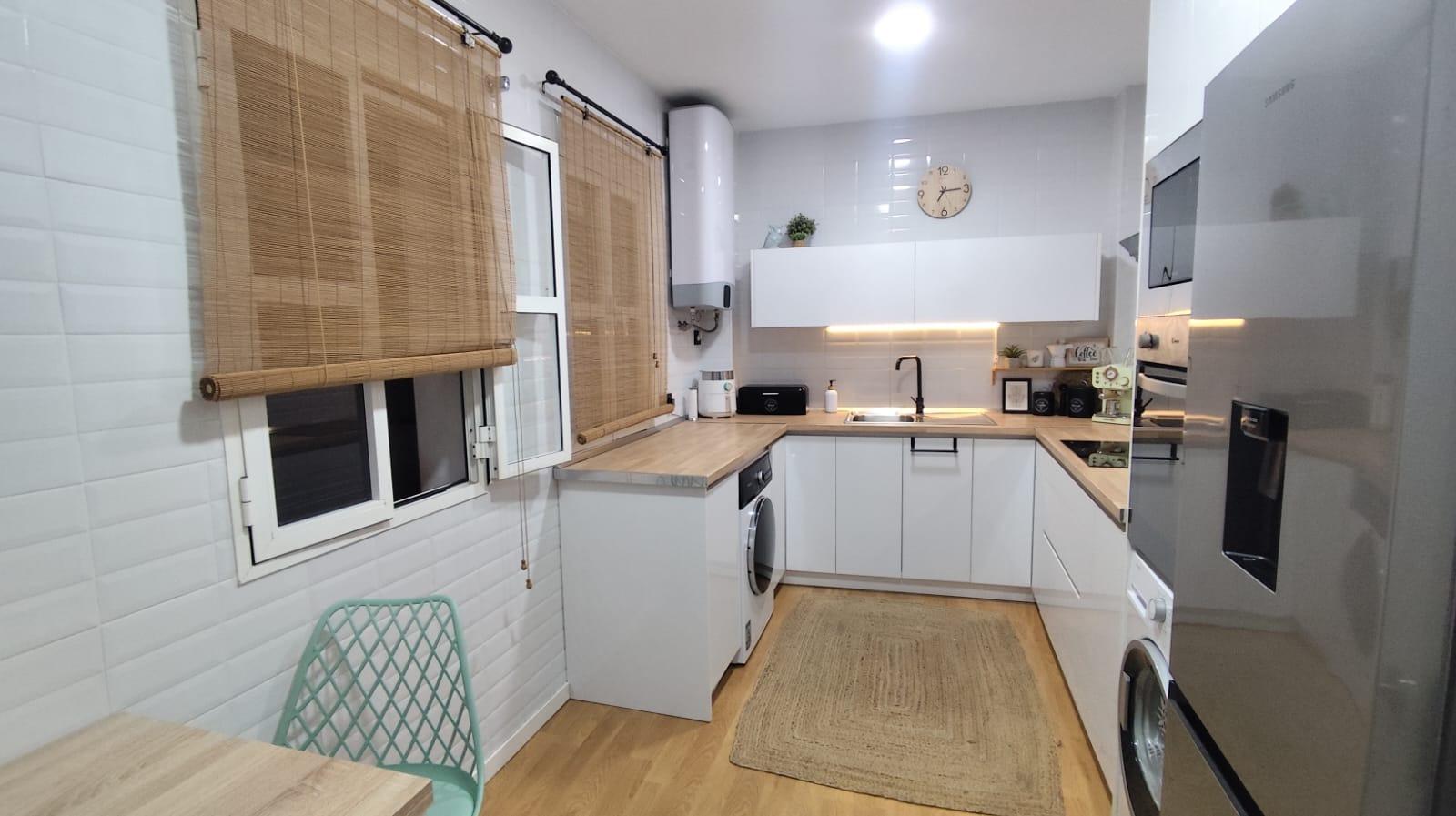 PRECIOSO PISO EN MENTIDERO TOTALMENTE REFORMADO